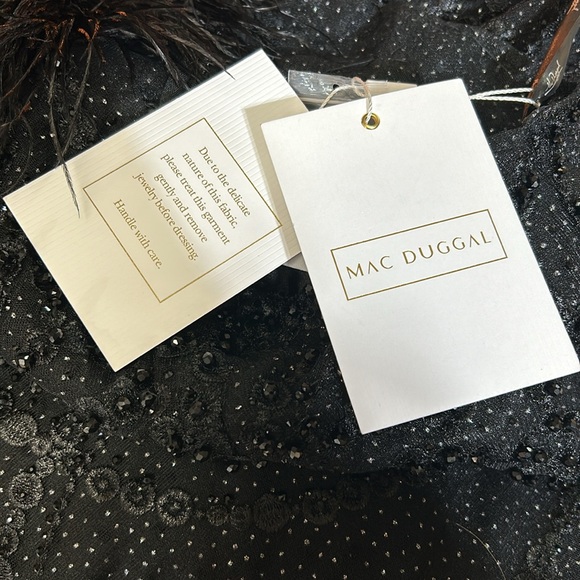 Mac Duggal 20389 Embellished One Shoulder Feather A-Line Gown Size 10 NWT - Picture 3 of 5